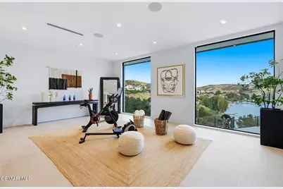 461 Lake Sherwood Drive, Westlake Village, CA 91361 - Photo 8
