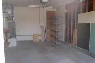 19128 Delano St, Tarzana, CA 91335 - Photo 26