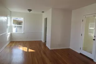 19128 Delano St, Tarzana, CA 91335 - Photo 4