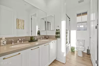 20811 W Bur Oak Circle, Porter Ranch, CA 91326 - Photo 34