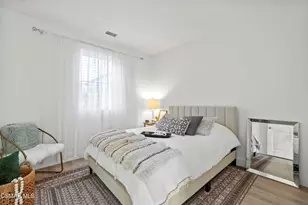 20811 W Bur Oak Circle, Porter Ranch, CA 91326 - Photo 32
