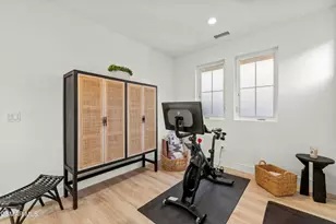 20811 W Bur Oak Circle, Porter Ranch, CA 91326 - Photo 40