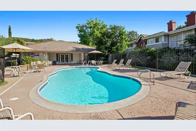 17 Greenmeadow Drive #P, Newbury Park, CA 91320 - Photo 4