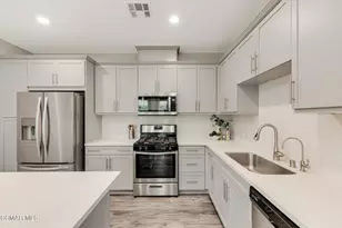 697 Camino Tierra Santa, Camarillo, CA 93010 - Photo 14