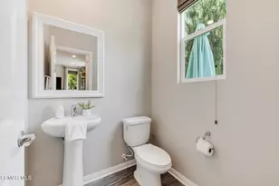 697 Camino Tierra Santa, Camarillo, CA 93010 - Photo 18
