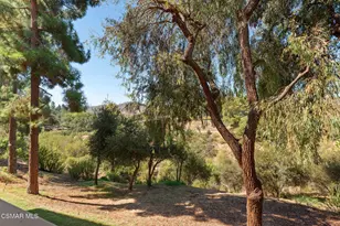 5728 Oak Bend Ln, Oak Park, CA 91377 - Photo 26