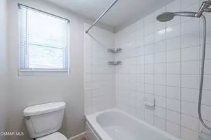 2483 Drake Dr, Thousand Oaks, CA 91362 - Photo 32