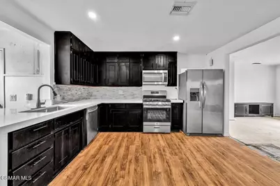6877 Pine Avenue, 29 Palms MCB, CA 92277 - Photo 2