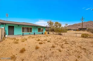 6877 Pine Ave, 29 Palms MCB, CA 92277 - Photo 6