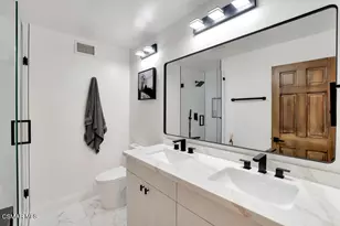 32026 Canterhill Pl, Westlake Village, CA 91361 - Photo 24