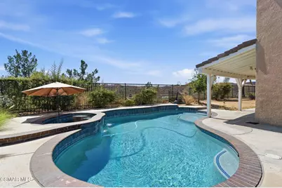 28318 Milbrook Place, Castaic, CA 91384 - Photo 24