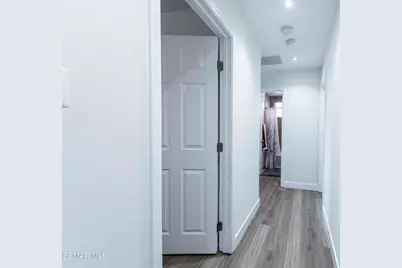 2642 Blue Ridge Circle, Simi Valley, CA 93065 - Photo 20
