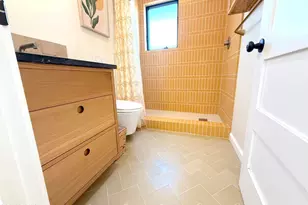 115 W Center St, Ventura, CA 93001 - Photo 20
