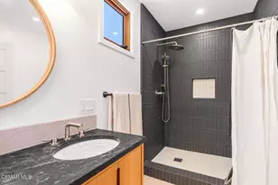115 W Center St, Ventura, CA 93001 - Photo 18
