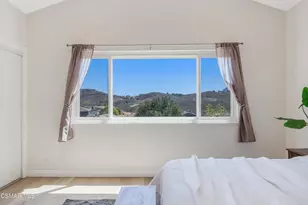 688 Velarde Dr, Thousand Oaks, CA 91360 - Photo 20