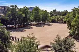 5631 Foothill Dr, Agoura Hills, CA 91301 - Photo 42