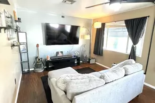 21500 Lassen Street, Chatsworth, CA 91311 - Photo 6
