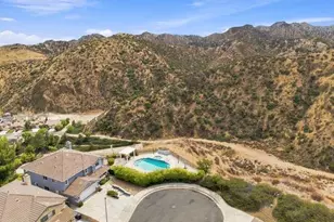 32604 Ridge Top Ln, Castaic, CA 91384 - Photo 72