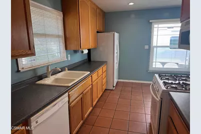 2322 Charlemagne Avenue, Long Beach, CA 90815 - Photo 6