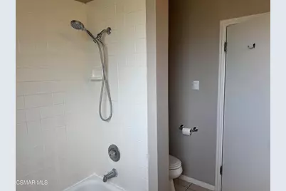 2322 Charlemagne Avenue, Long Beach, CA 90815 - Photo 18