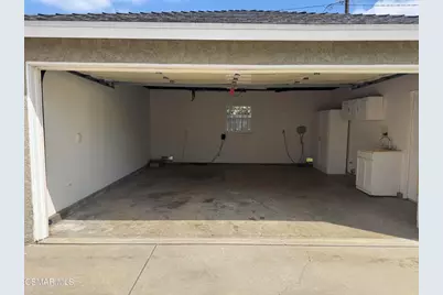 2322 Charlemagne Avenue, Long Beach, CA 90815 - Photo 32