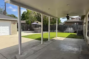 2322 Charlemagne Ave, Long Beach, CA 90815 - Photo 26