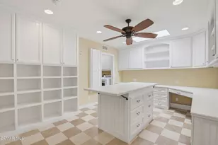 3927 Fairbreeze Cir, Westlake Village, CA 91361 - Photo 22