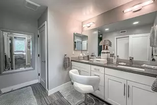 9595 Dennis Way, Simi Valley, CA 91311 - Photo 44