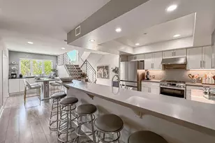 9595 Dennis Way, Simi Valley, CA 91311 - Photo 22