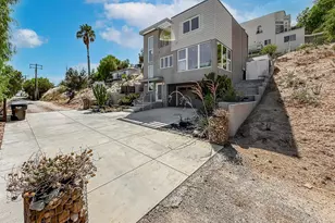 9595 Dennis Way, Simi Valley, CA 91311 - Photo 4