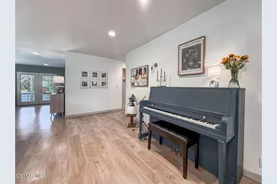 2896 Wanda Avenue, Simi Valley, CA 93065 - Photo 10