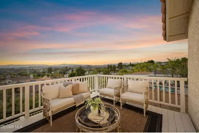 27667 Taryn Drive, Saugus, CA 91350 - Photo 2