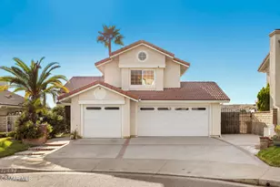 27667 Taryn Dr, Saugus, CA 91350 - Photo 22