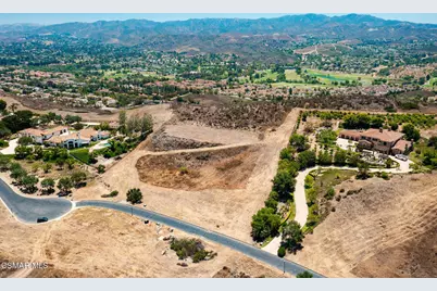 70 Presidential Drive, Simi Valley, CA 93065 - Photo 8