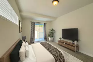 3932 Mayfield Ave, Glendale, CA 91214 - Photo 22