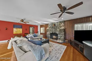 2375 Laguna Cir Dr, Agoura Hills, CA 91301 - Photo 4