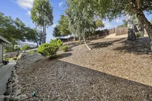 2375 Laguna Cir Dr, Agoura Hills, CA 91301 - Photo 40
