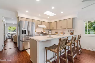 1124 Bright Glen Circle, Westlake Village, CA 91361 - Photo 8