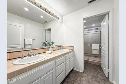 1971 Seabreeze Street, Thousand Oaks, CA 91320 - Photo 44