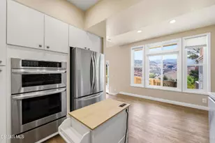 32150 Canyon Ridge Dr, Westlake Village, CA 91361 - Photo 14