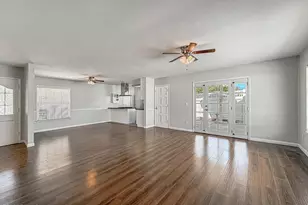 22671 Barcotta Dr, Saugus, CA 91350 - Photo 8