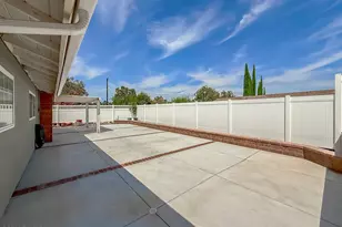 22671 Barcotta Dr, Saugus, CA 91350 - Photo 38