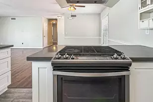 22671 Barcotta Dr, Saugus, CA 91350 - Photo 16