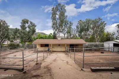 351 Buckboard Circle, Simi Valley, CA 93065 - Photo 44