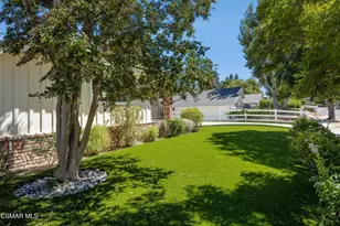 5736 Le Sage Ave, Woodland Hills, CA 91367 - Photo 4