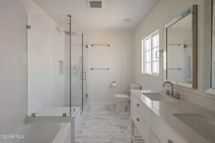 5736 Le Sage Ave, Woodland Hills, CA 91367 - Photo 18