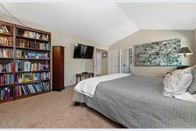 115 Los Padres Drive, Thousand Oaks, CA 91361 - Photo 22