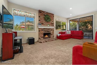 115 Los Padres Drive, Thousand Oaks, CA 91361 - Photo 8
