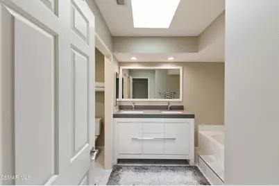 31015 Lexington Way, Westlake Village, CA 91361 - Photo 22