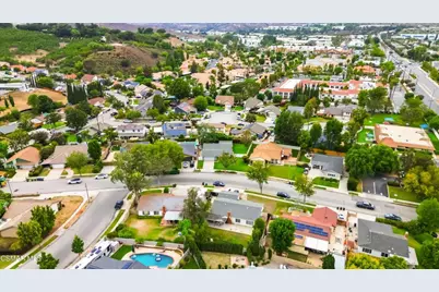 59 E Bonita Drive, Simi Valley, CA 93065 - Photo 38